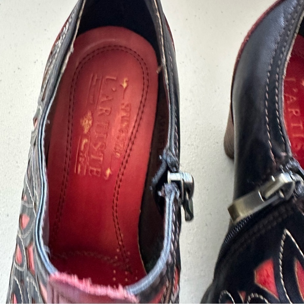 Spring Step L'Artiste Arabella Ankle Booties Side Zip Red/Black leather - Picture 7 of 9